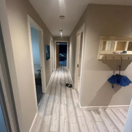 شقة Airport Entire House