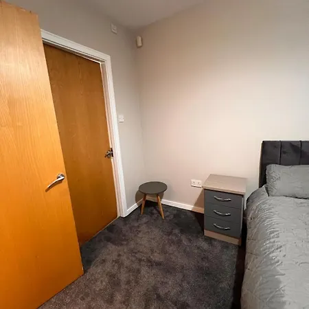Airport Entire House دبلن