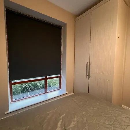 Airport Entire House دبلن