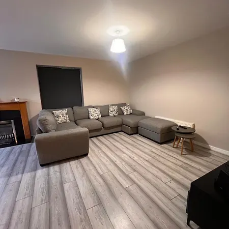 Airport Entire House * دبلن